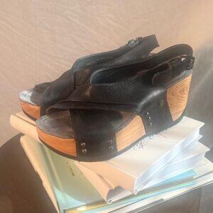 Bussola Formentera Leather Platform Sandals in Black - Size 6